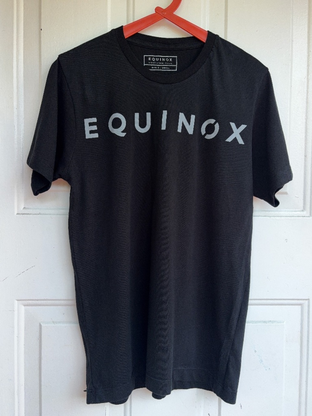 Equinox T Shirt Mens Small Black Crew Neck Short Sleeve Gym Fitness Pullover